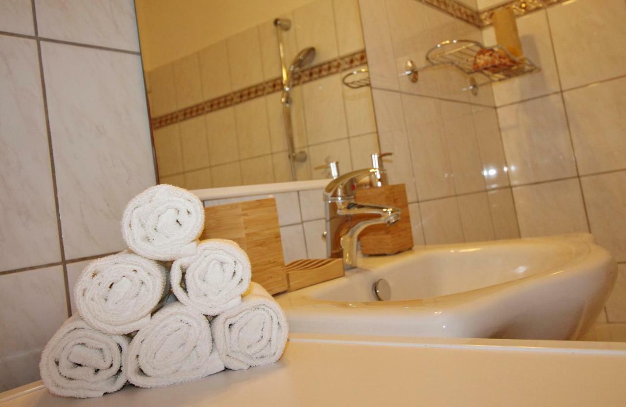 Cosy Castle Apartment Budapest Luaran gambar